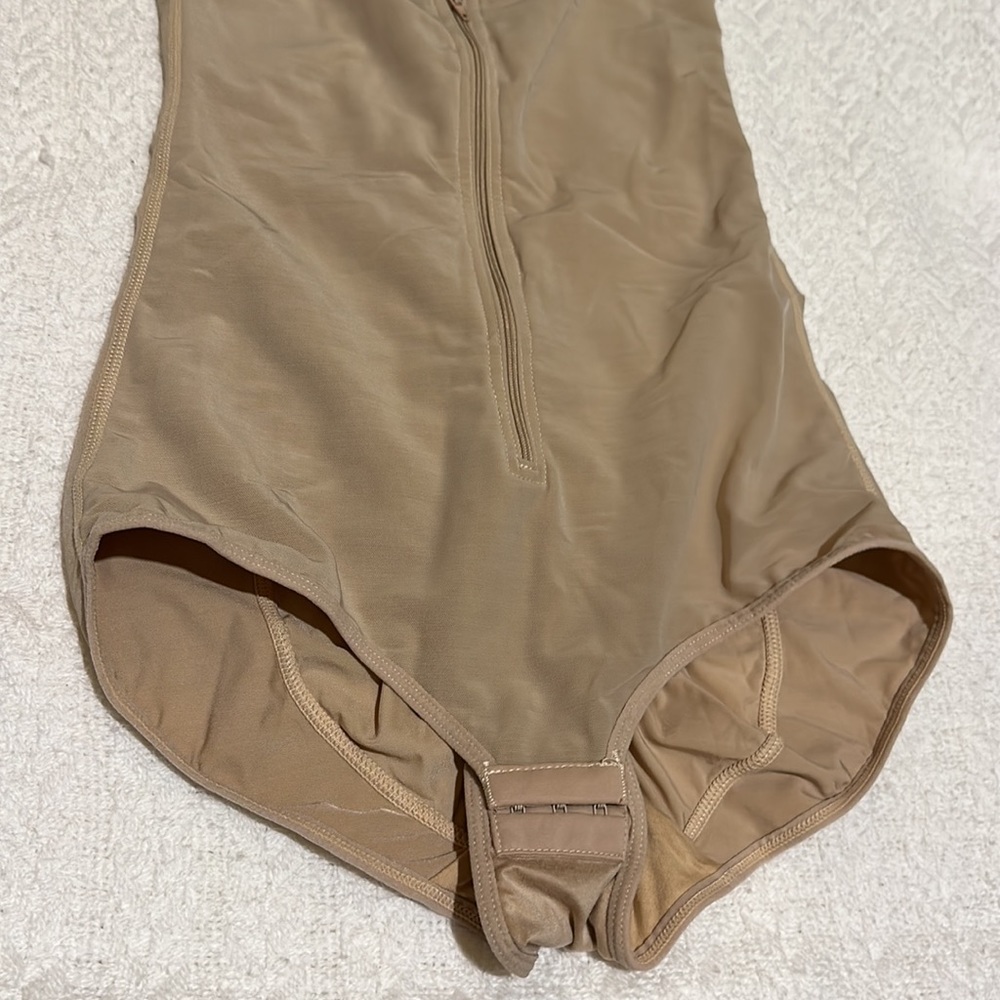 Shapewear - Picture 3 of 8